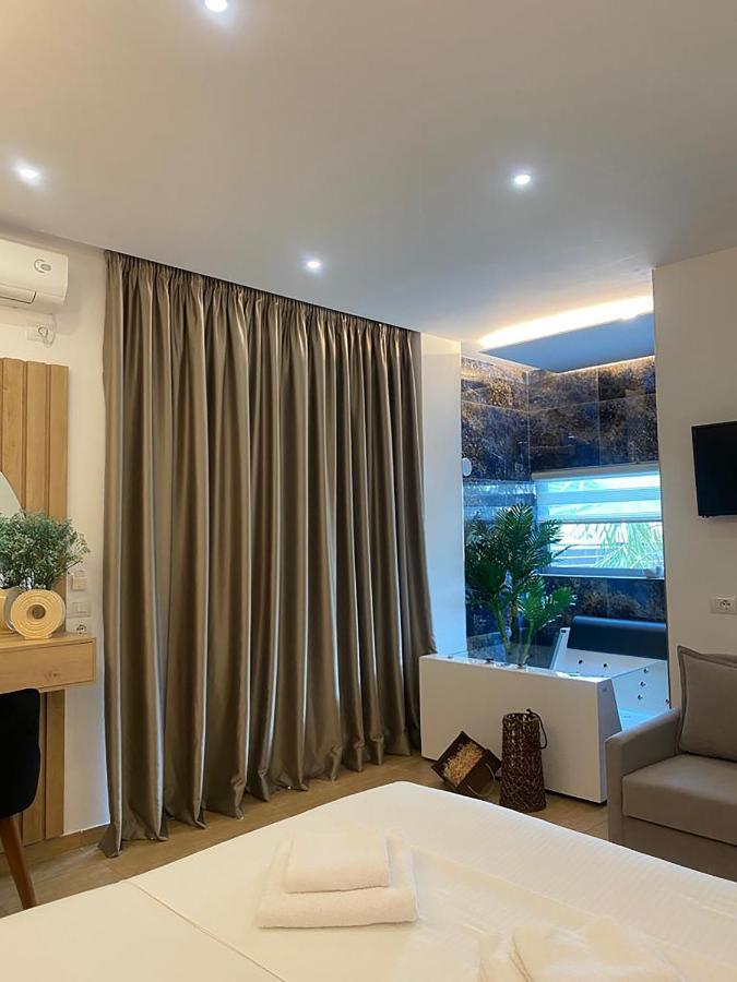Kuburi Hotel 4*